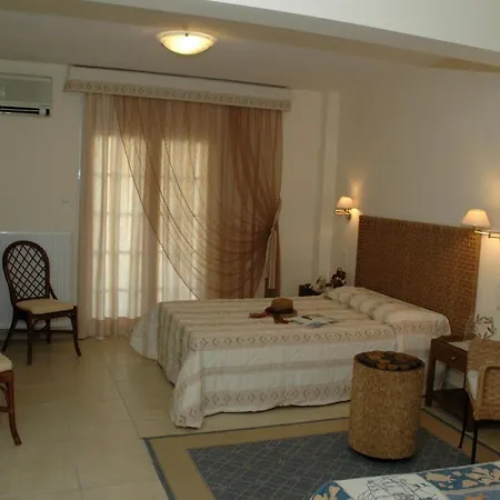 Poseidon Hotel 3*